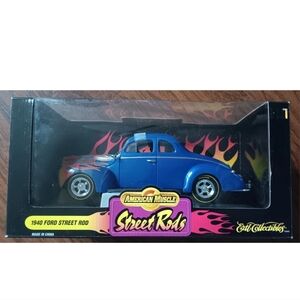 American Muscle 1940 Ford Coupe Street Rod DieCast Metal 1/18 Scale, By Ertl